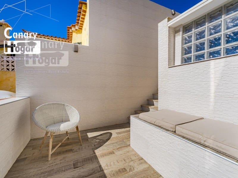 10 bedroom Villa for sale in Costa Adeje with pool garage - € 2,500,000 (Ref: 9834177)