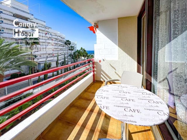 Yksiö myytävänä paikassa Playa de las Américas, Adeje - 240 000 € (Ref: 9834179)