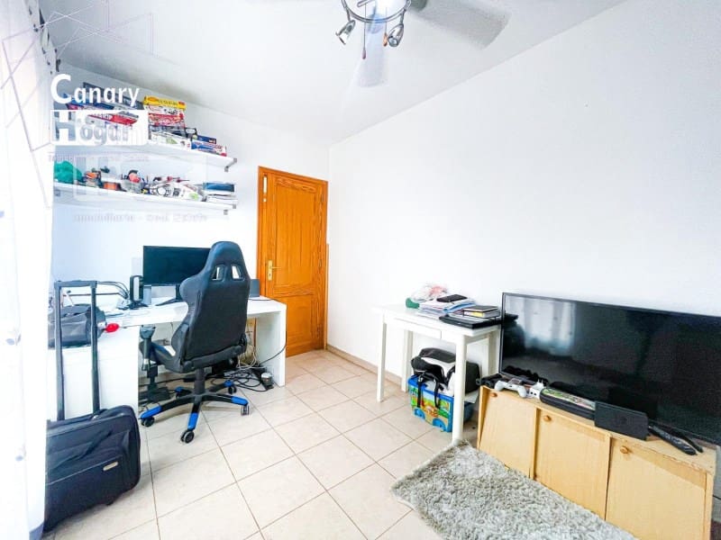 4 soveværelse Villa til salg i Costa Adeje med swimmingpool garage - € 669.000 (Ref: 9836407)