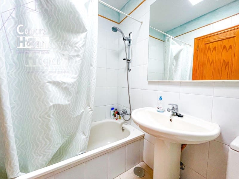 4 soveværelse Villa til salg i Costa Adeje med swimmingpool garage - € 669.000 (Ref: 9836407)