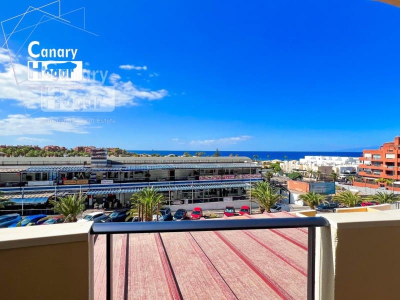 1 sovrum Lägenhet till salu i Arona - 267 000 € (Ref: 9836408)