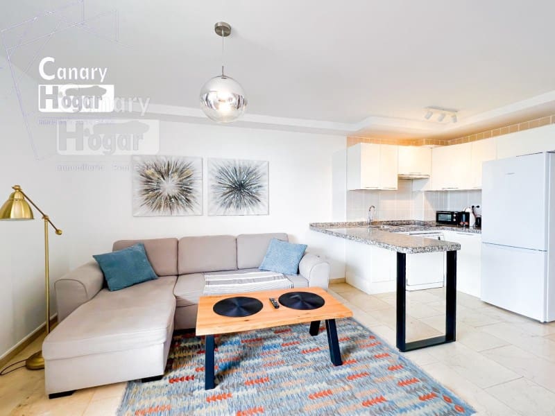 1 sovrum Lägenhet till salu i Arona - 267 000 € (Ref: 9836408)