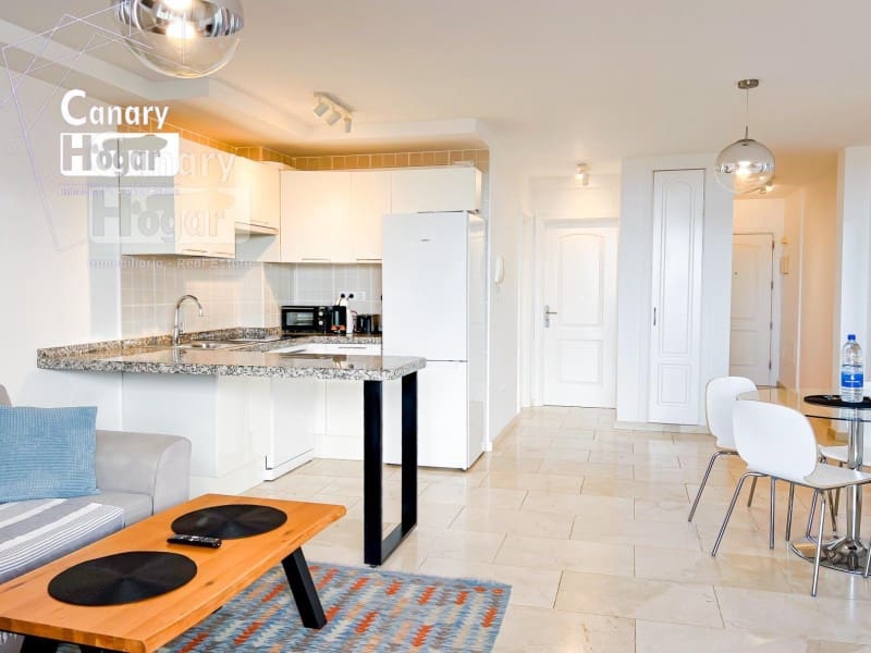 1 sovrum Lägenhet till salu i Arona - 267 000 € (Ref: 9836408)