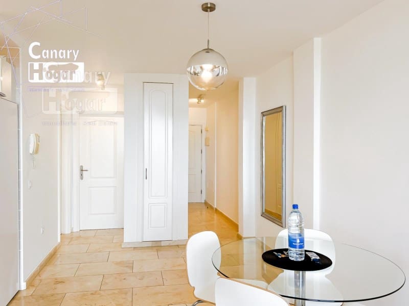 1 sovrum Lägenhet till salu i Arona - 267 000 € (Ref: 9836408)