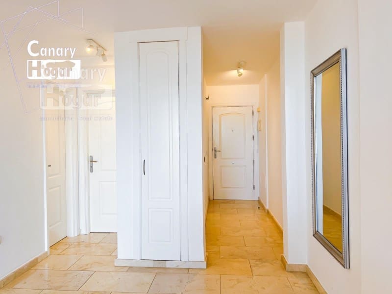1 sovrum Lägenhet till salu i Arona - 267 000 € (Ref: 9836408)