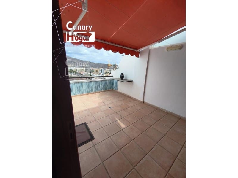 3 bedroom Apartment for sale in Los Cristianos with garage - € 549,000 (Ref: 9836409)