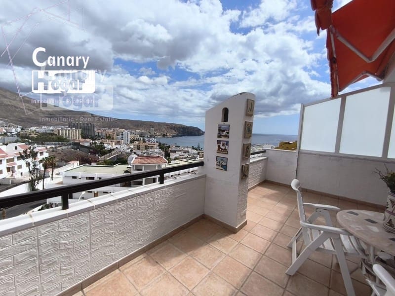 3 bedroom Apartment for sale in Los Cristianos with garage - € 549,000 (Ref: 9836409)