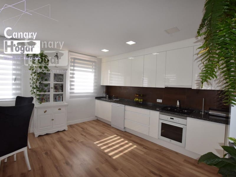 3 bedroom Penthouse for sale in San Miguel de Abona - € 450,000 (Ref: 9836412)