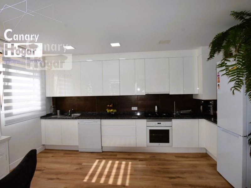 3 bedroom Penthouse for sale in San Miguel de Abona - € 450,000 (Ref: 9836412)