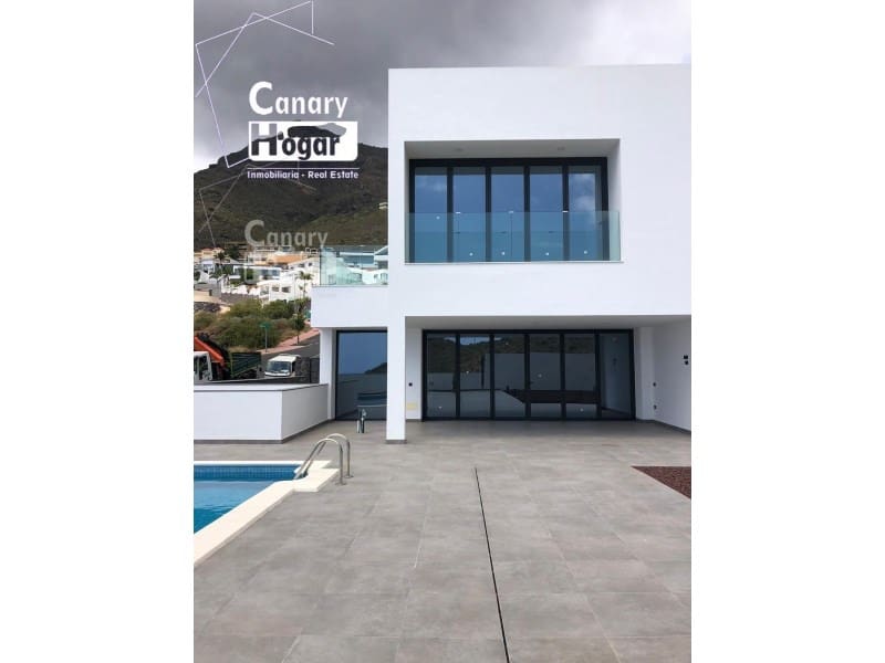 4 sovrum Villa till salu i Costa Adeje med pool garage - 1 950 000 € (Ref: 9836413)