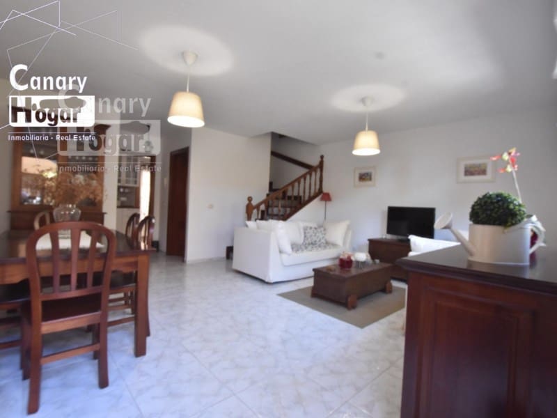 2 sypialnia Dom do wynajęcia w El Medano z basenem - 1 800 € (Ref: 9839343)