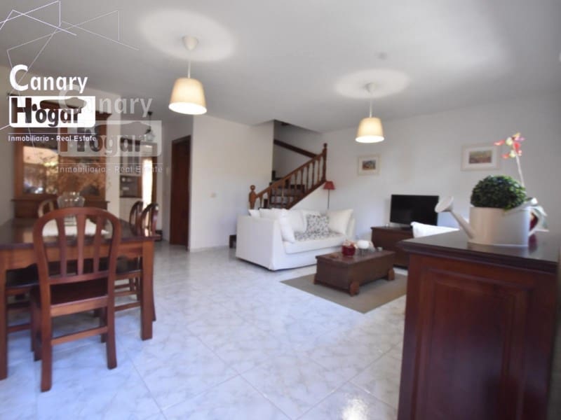 2 sypialnia Dom do wynajęcia w El Medano z basenem - 1 800 € (Ref: 9839343)
