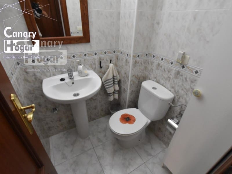2 sypialnia Dom do wynajęcia w El Medano z basenem - 1 800 € (Ref: 9839343)