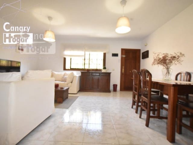 2 makuuhuone Omakotitalo vuokrattavana paikassa El Medano, Granadilla de Abona mukana uima-altaan - 1 700 € (Ref: 9839343)