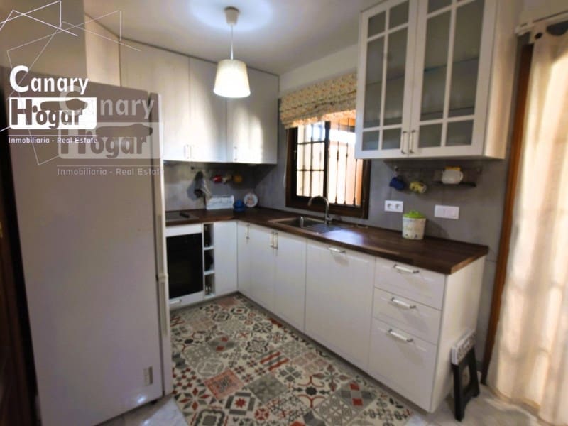 2 sypialnia Dom do wynajęcia w El Medano z basenem - 1 800 € (Ref: 9839343)