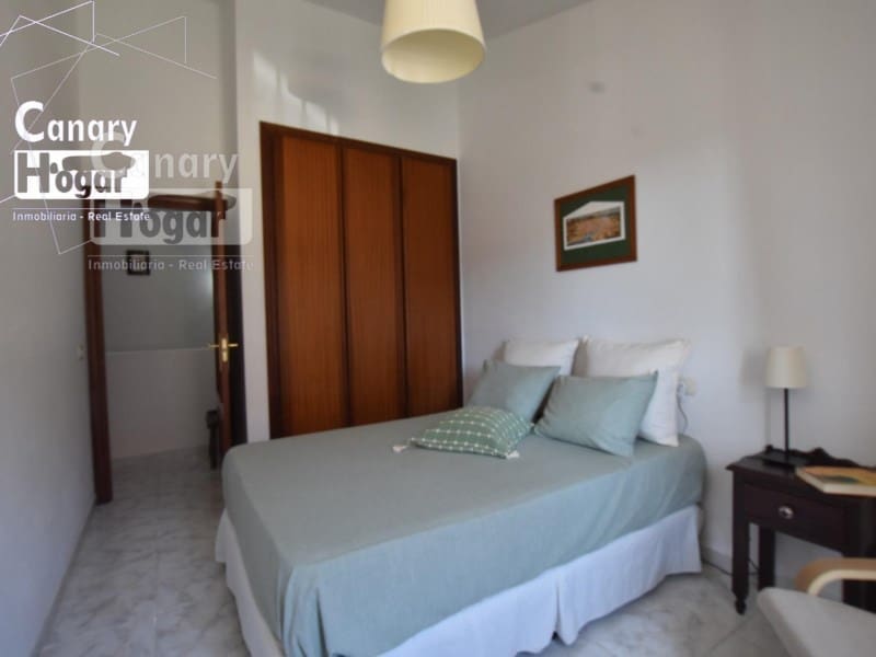 2 sypialnia Dom do wynajęcia w El Medano z basenem - 1 800 € (Ref: 9839343)