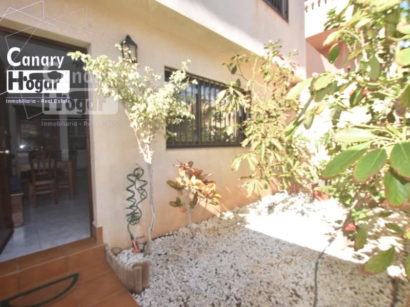 2 sypialnia Dom do wynajęcia w El Medano z basenem - 1 800 € (Ref: 9839343)
