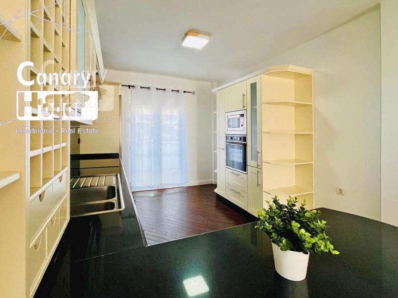 3 bedroom Penthouse for sale in Playa Fanabe - € 780,000 (Ref: 9839344)