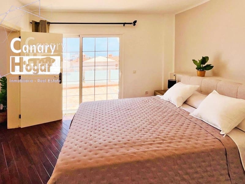 3 bedroom Penthouse for sale in Playa Fanabe - € 780,000 (Ref: 9839344)