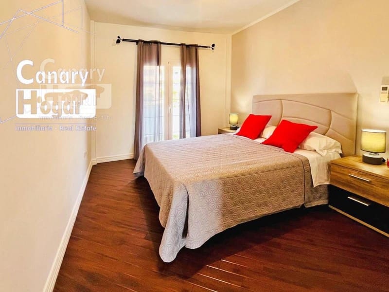 3 bedroom Penthouse for sale in Playa Fanabe - € 780,000 (Ref: 9839344)