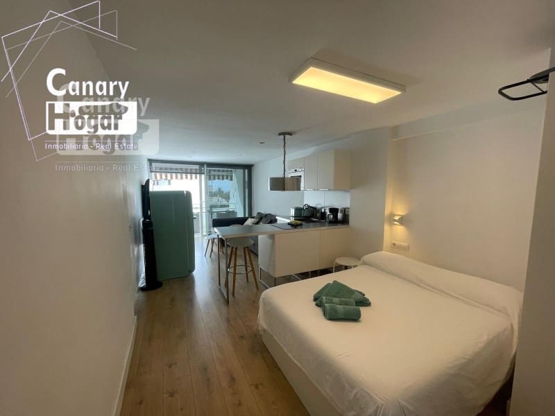 Studio for sale in Costa Adeje - € 260,000 (Ref: 9839346)