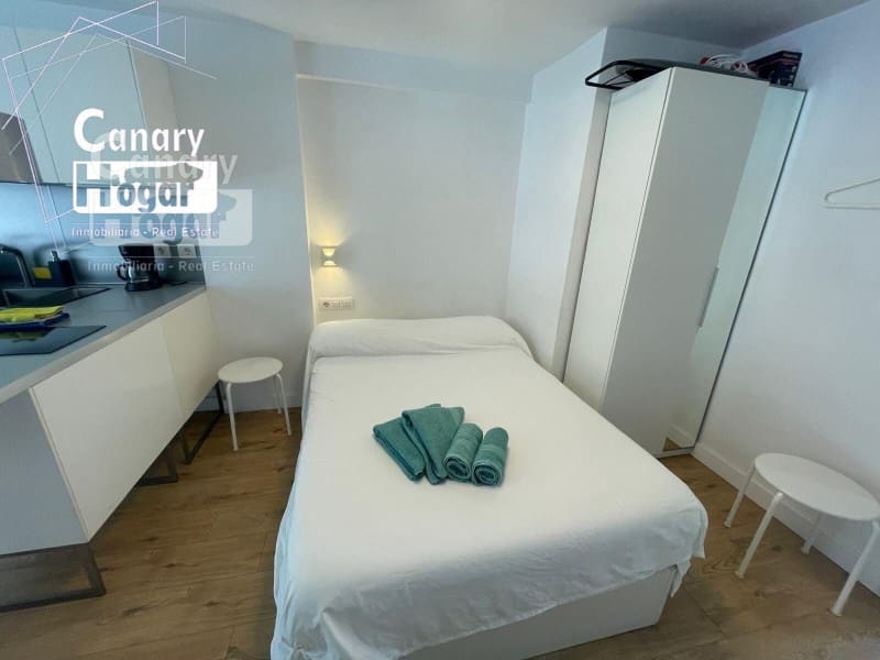 Studio for sale in Costa Adeje - € 260,000 (Ref: 9839346)