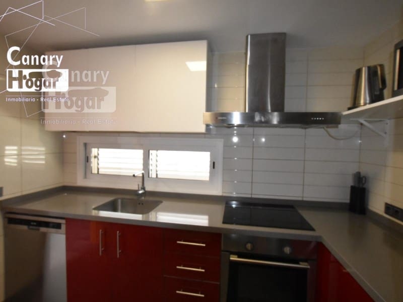 3 slaapkamer Huis te koop in Costa Adeje met garage - € 470.000 (Ref: 9839348)