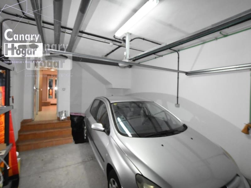 3 slaapkamer Huis te koop in Costa Adeje met garage - € 470.000 (Ref: 9839348)