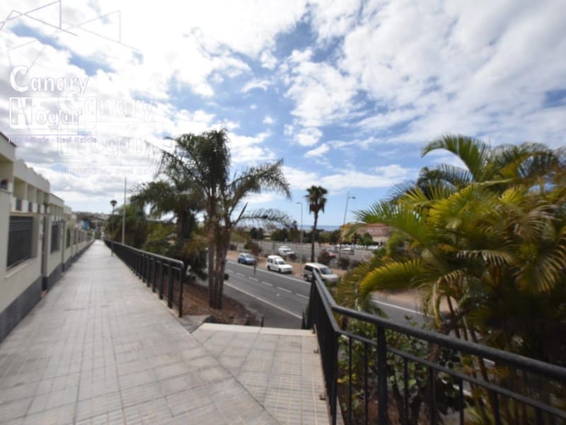 3 slaapkamer Huis te koop in Costa Adeje met garage - € 470.000 (Ref: 9839348)