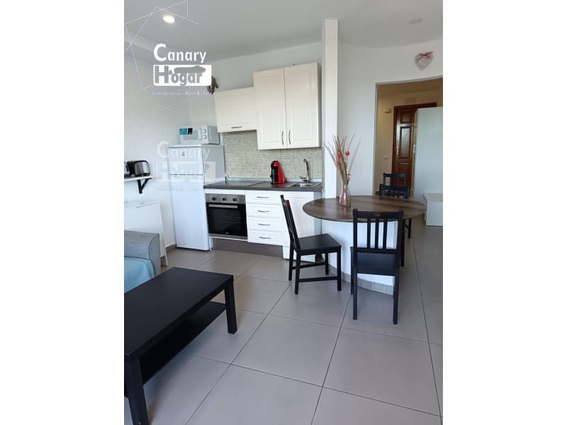 Studio for sale in Costa Adeje - € 199,000 (Ref: 9839349)