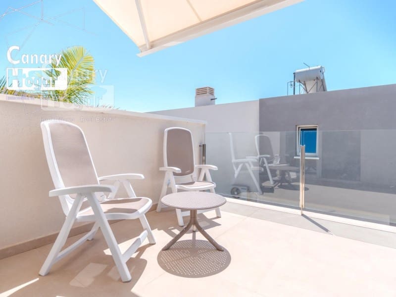 Chalet de 3 habitaciones en Adeje en venta con piscina - 1.075.000 € (Ref: 9839352)