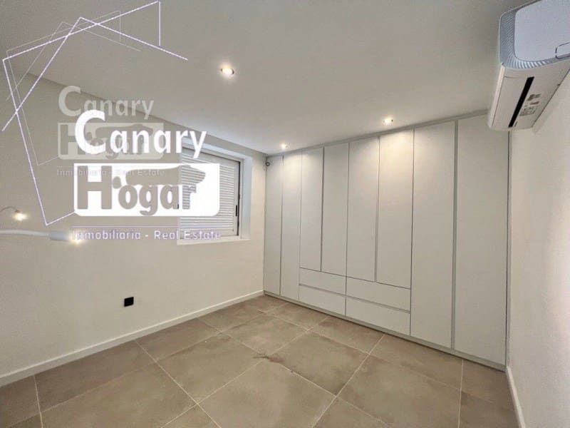 3 chambre Appartement à vendre à Costa del Silencio avec piscine garage - 685 000 € (Ref: 9839355)