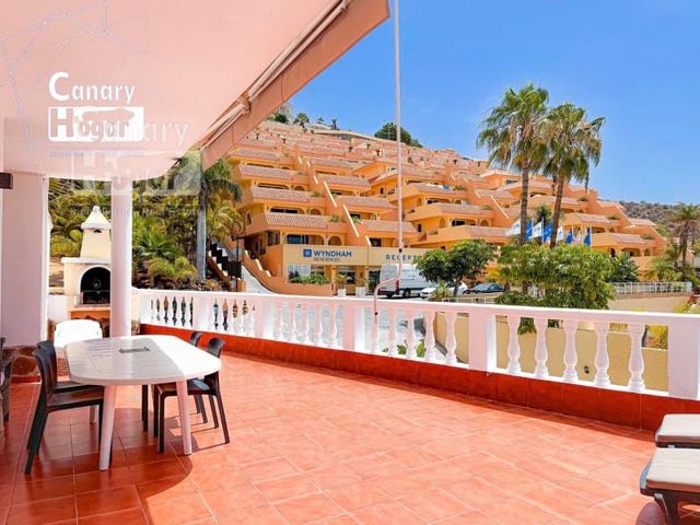 3 soverom Villa til salgs i San Eugenio Alto, Adeje med svømmebasseng - € 885 000 (Ref: 9839356)