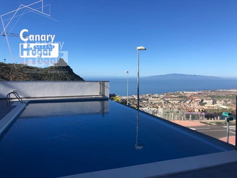 4 sovrum Villa till salu i Costa Adeje med pool garage - 1 950 000 € (Ref: 9840327)