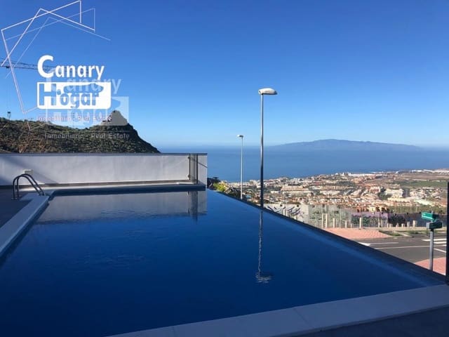 4 sovrum Villa till salu i Torviscas Centro y Alto, Adeje med pool garage - 1 950 000 € (Ref: 9840327)