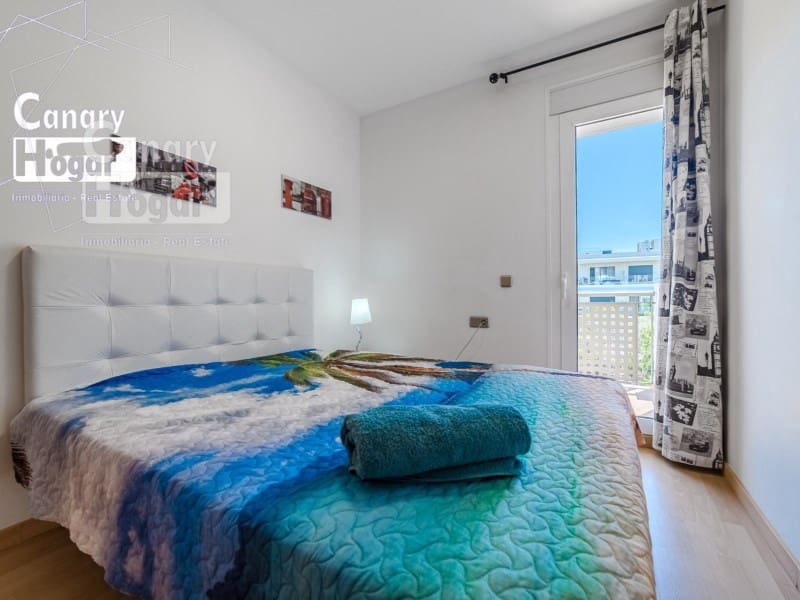 4 soveværelse Villa til leje i Playa Fanabe med swimmingpool garage - € 2.700 (Ref: 9840328)