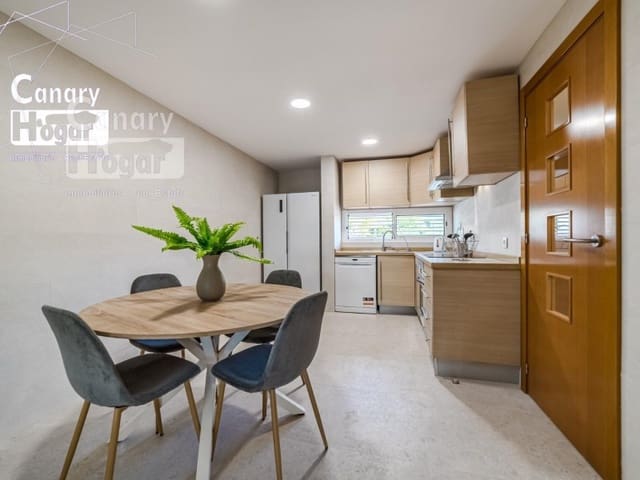 4 soveværelse Villa til leje i Playa Fañabe, Adeje med swimmingpool garage - € 2.700 (Ref: 9840328)