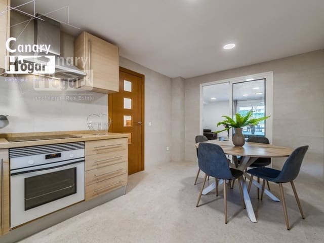 4 soveværelse Villa til leje i Playa Fañabe, Adeje med swimmingpool garage - € 2.700 (Ref: 9840328)