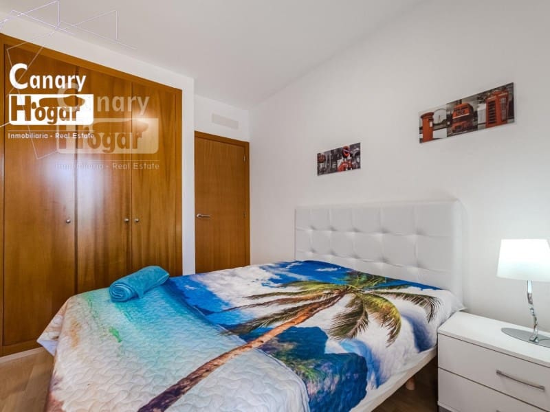 4 soveværelse Villa til leje i Playa Fanabe med swimmingpool garage - € 2.700 (Ref: 9840328)