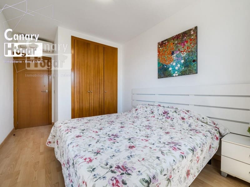 4 soveværelse Villa til leje i Playa Fanabe med swimmingpool garage - € 2.700 (Ref: 9840328)