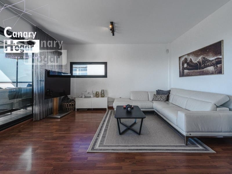 4 bedroom Villa for sale in Costa Adeje with pool garage - € 1,650,000 (Ref: 9840330)