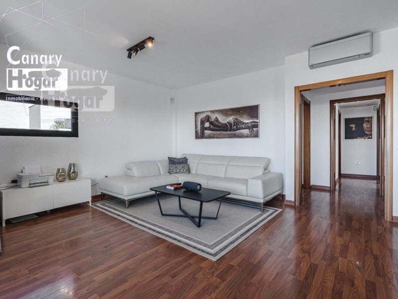 4 bedroom Villa for sale in Costa Adeje with pool garage - € 1,650,000 (Ref: 9840330)