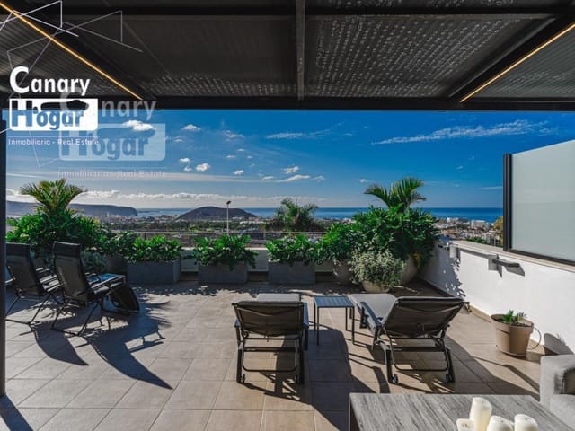 Chalet de 4 habitaciones en San Eugenio Alto, Adeje en venta con piscina garaje - 1.650.000 € (Ref: 9840330)