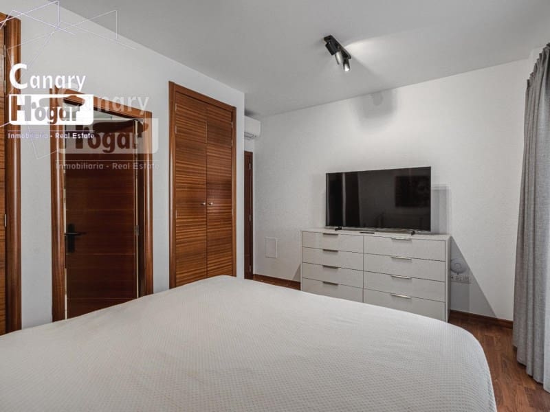 4 bedroom Villa for sale in La Caldera with pool garage - € 1,650,000 (Ref: 9840331)