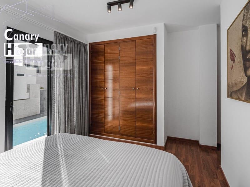 4 bedroom Villa for sale in La Caldera with pool garage - € 1,650,000 (Ref: 9840331)