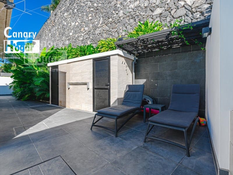 4 bedroom Villa for sale in La Caldera with pool garage - € 1,650,000 (Ref: 9840331)