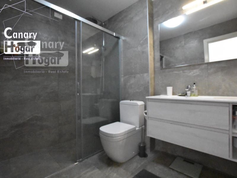 2 bedroom Penthouse for sale in San Miguel de Abona - € 467,000 (Ref: 9840334)