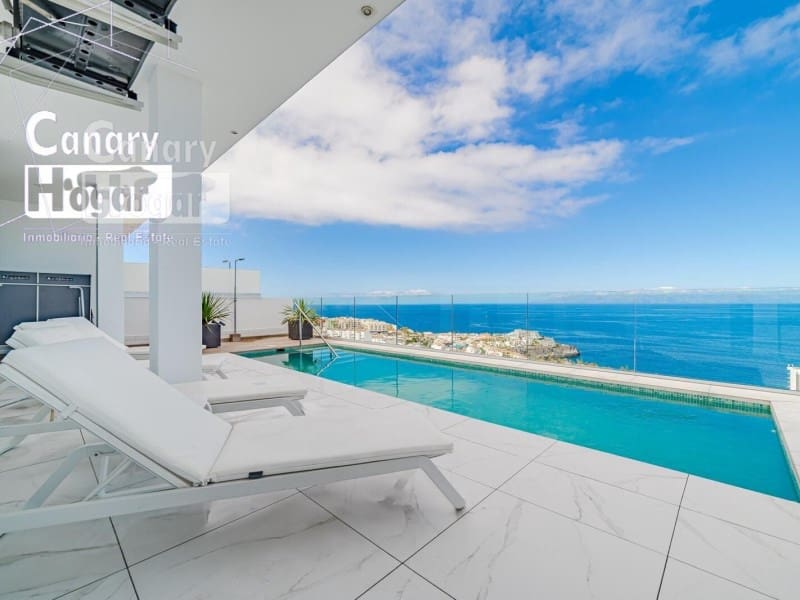 3 bedroom Penthouse for sale in Los Gigantes with pool - € 2,490,000 (Ref: 9840335)