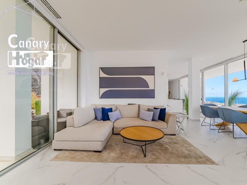 3 bedroom Penthouse for sale in Los Gigantes with pool - € 2,490,000 (Ref: 9840335)
