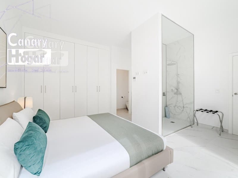 3 bedroom Penthouse for sale in Los Gigantes with pool - € 2,490,000 (Ref: 9840335)